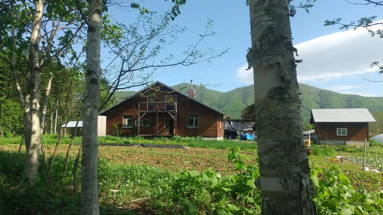 Ski Base 赤井川 0*,
